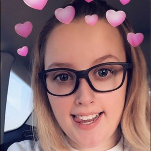 Meet your Posher, Teagan